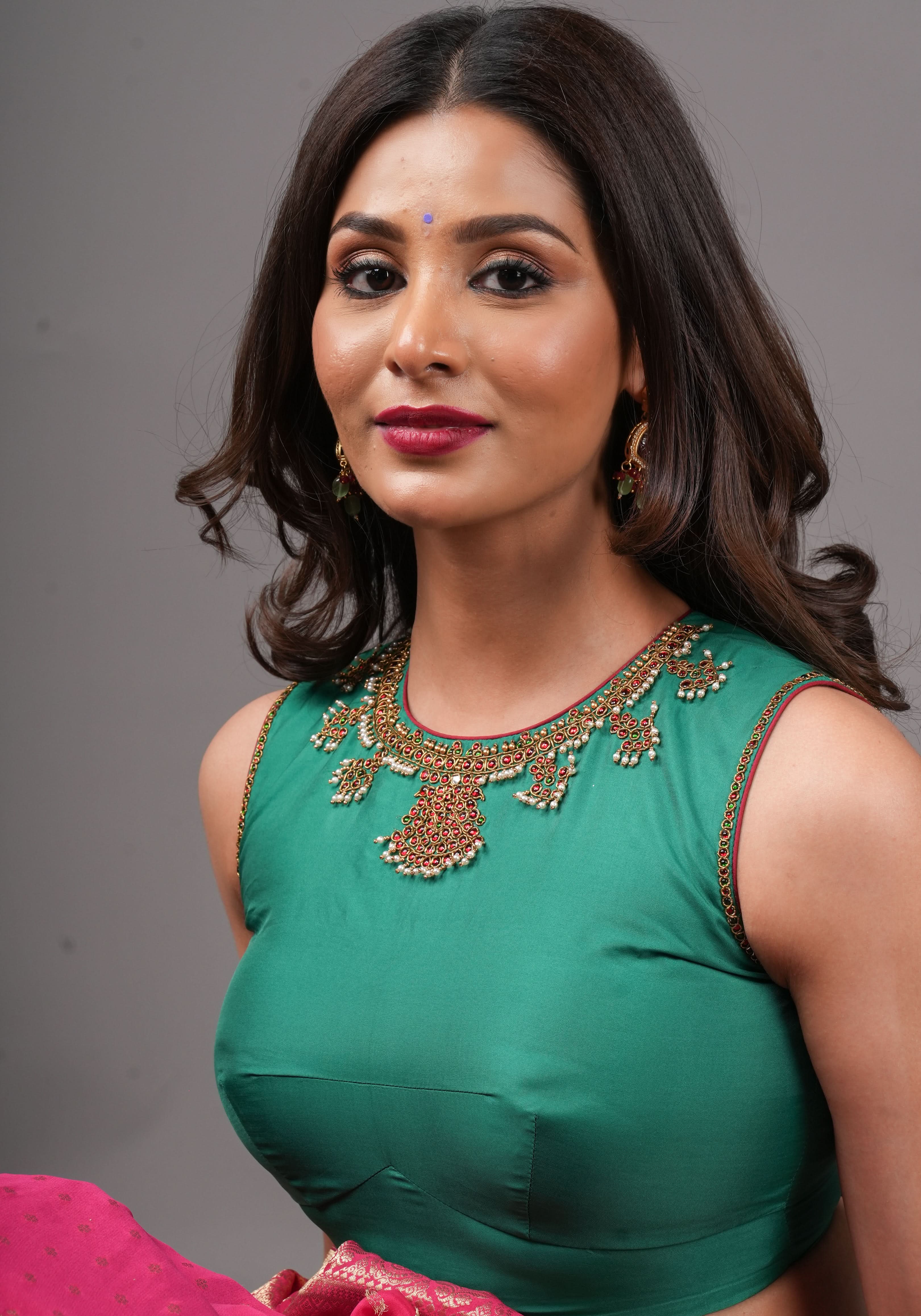 Green  Necklace Design Jadau Ornamental Sleeveless Blouse in Emerald Green Silk , Made to Order | Shobitam