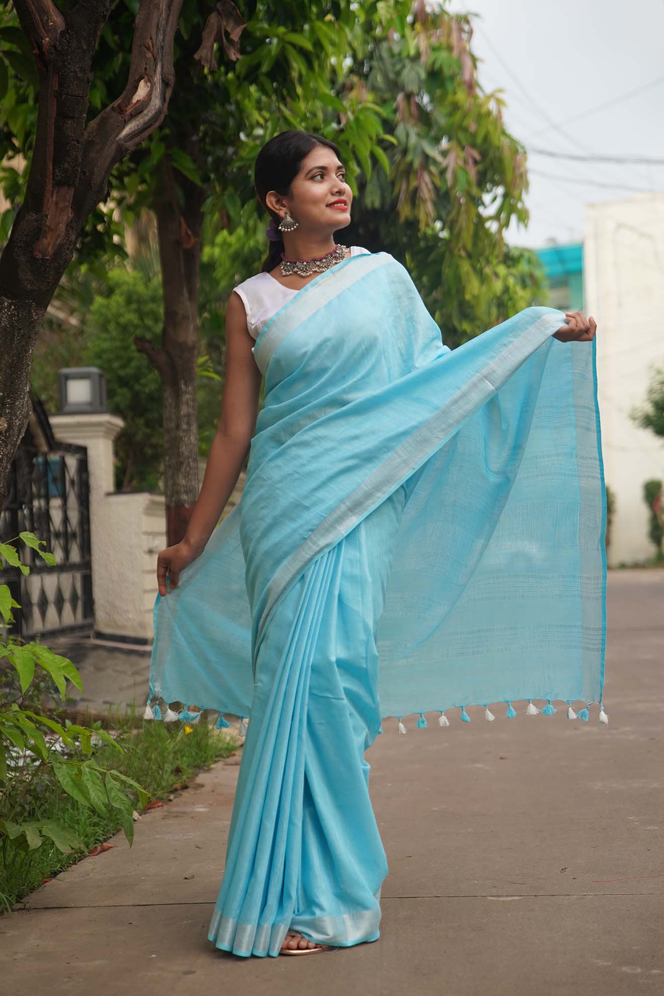 Ready To Wear Handwoven Semi Silk With Tassels on Pallu  Wrap in 1 minute saree - Isadora Life