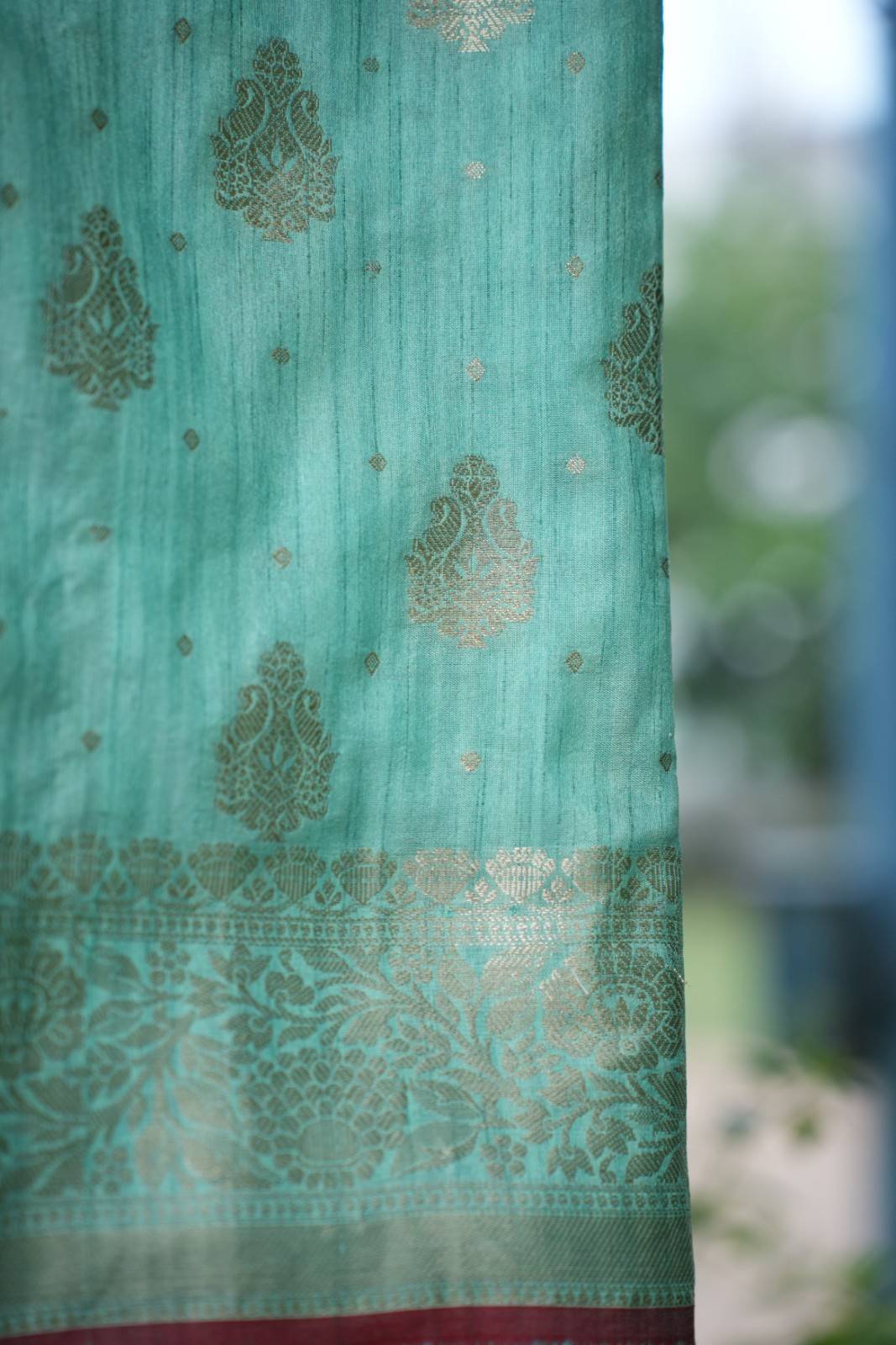 Pista Green Kanjivaram With Golden Zari Border & Overall Butta Work Wrap in 1 minute saree