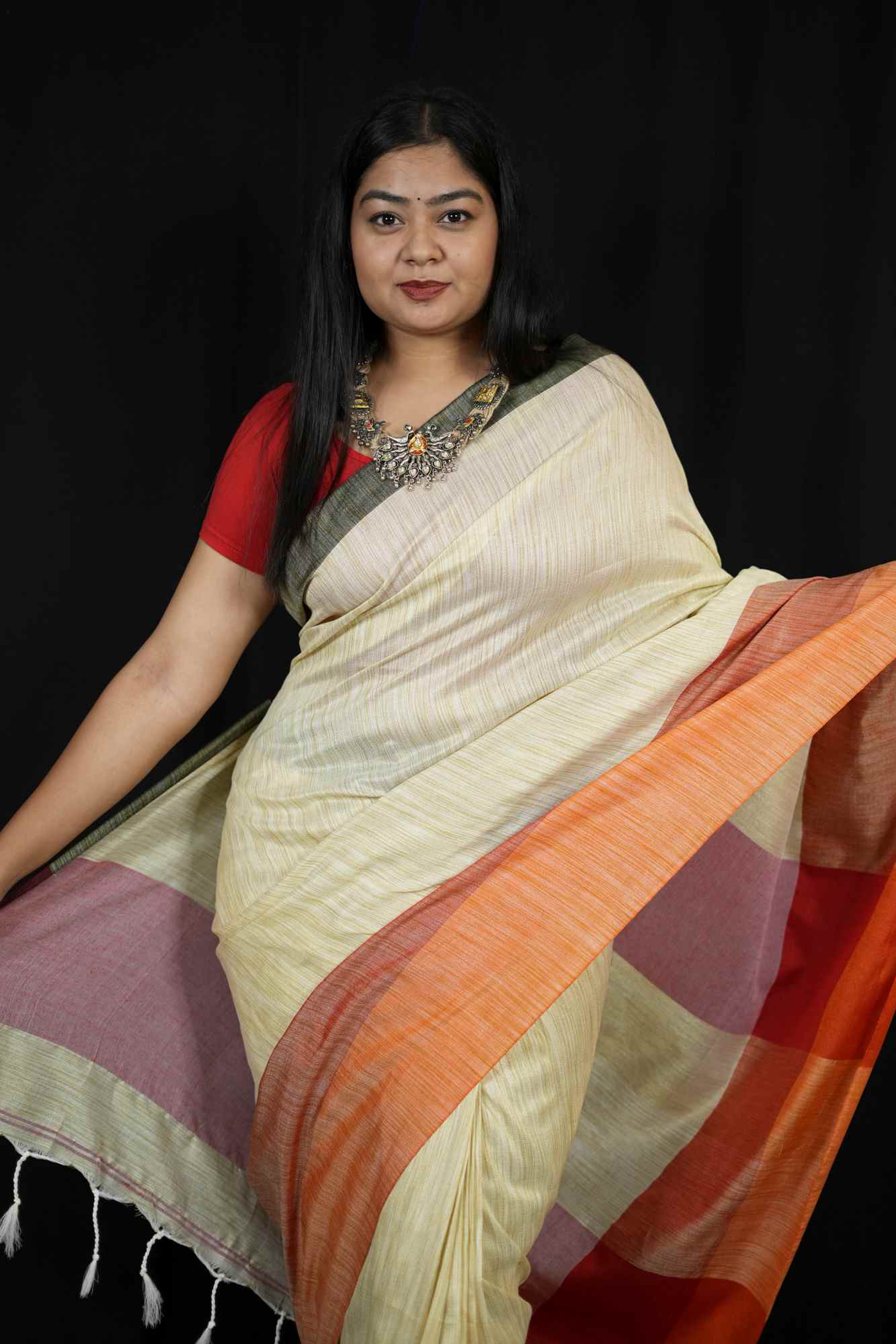 Traditional Weaving Jhute Cotton Ready to Wear Saree