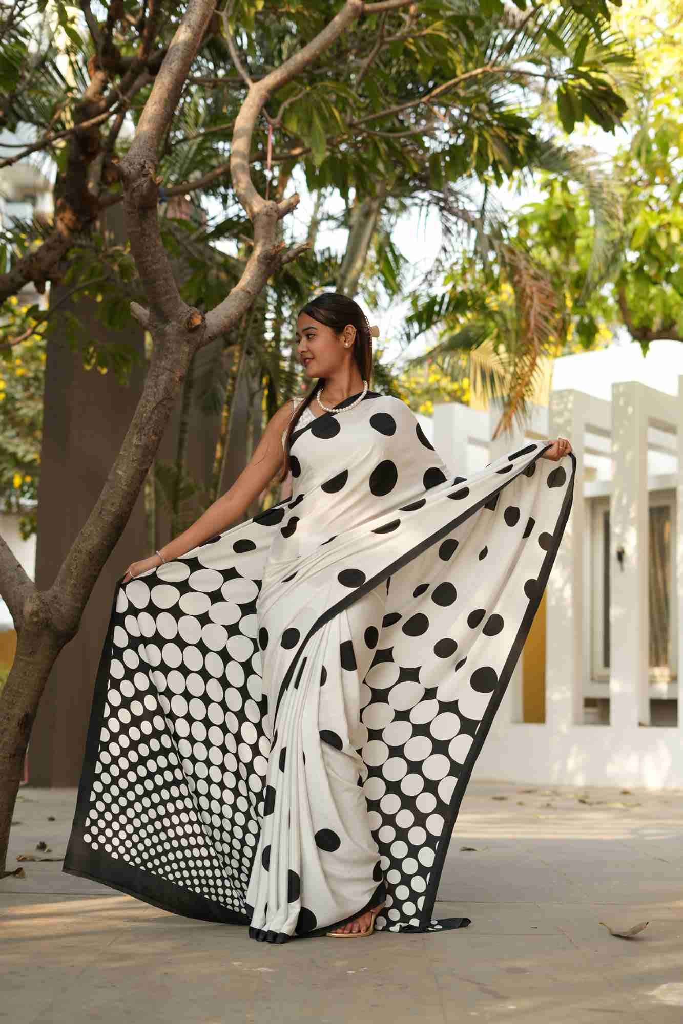 Elegant Polka Dot Printed soft crepe & solid border  1 Minute Saree.