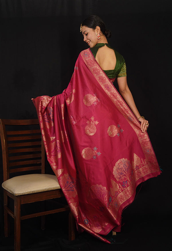 Predraped Banarasi Motif Jacquard Weave Bordered Soft Silk Ready To Wear Saree