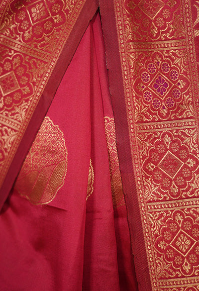 Predraped Banarasi Motif Jacquard Weave Bordered Soft Silk Ready To Wear Saree