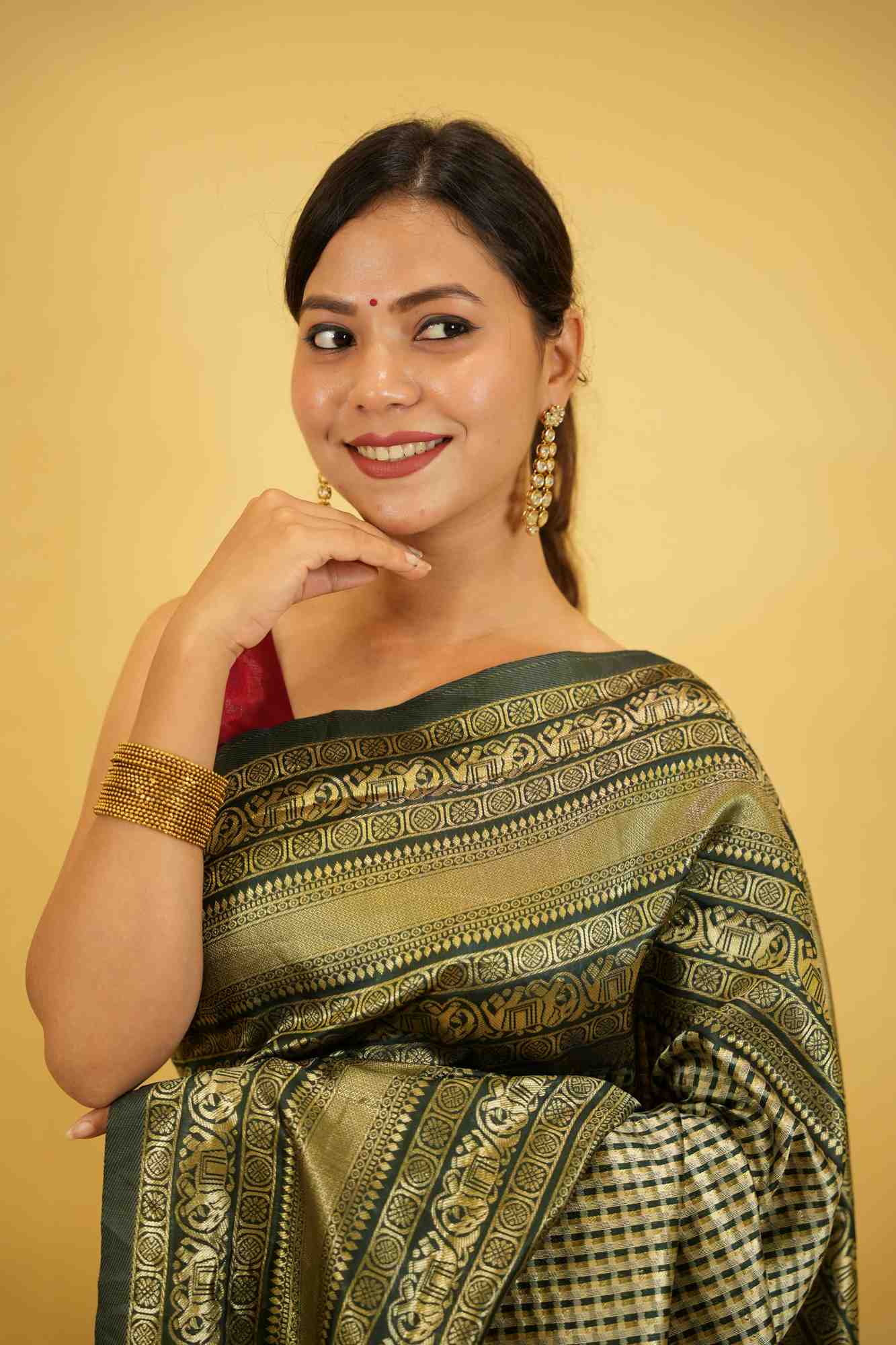 Soft Lichi Silk with Checkered Body and Green Zari Pallu Ready To Wear Saree