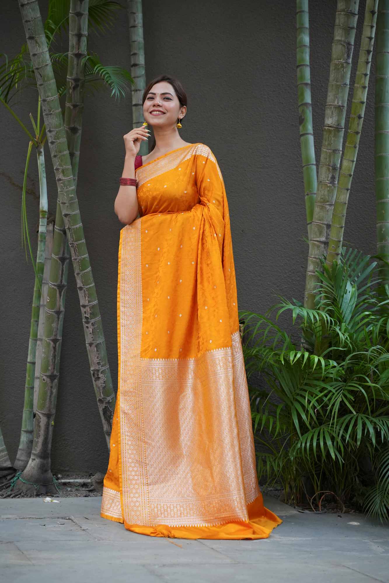 Banarasi Soft Mashru Silk All Over Zari Buti Weave Border Ready To Wear Saree