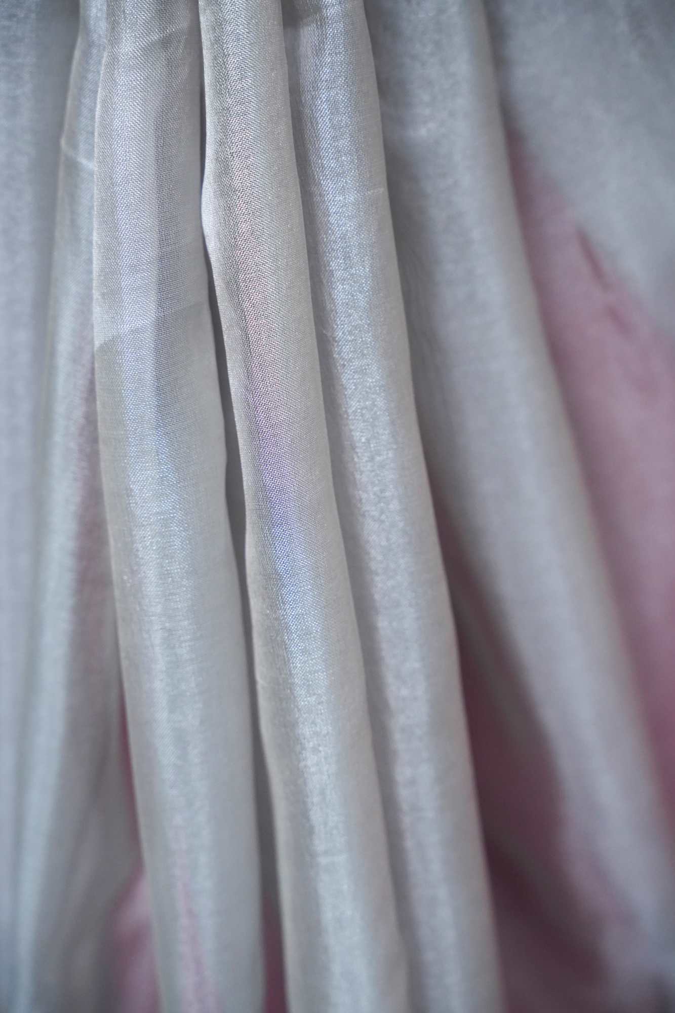 SOFT TISSUE WITH CONTRAST BORDAR READY TO WEAR SAREE