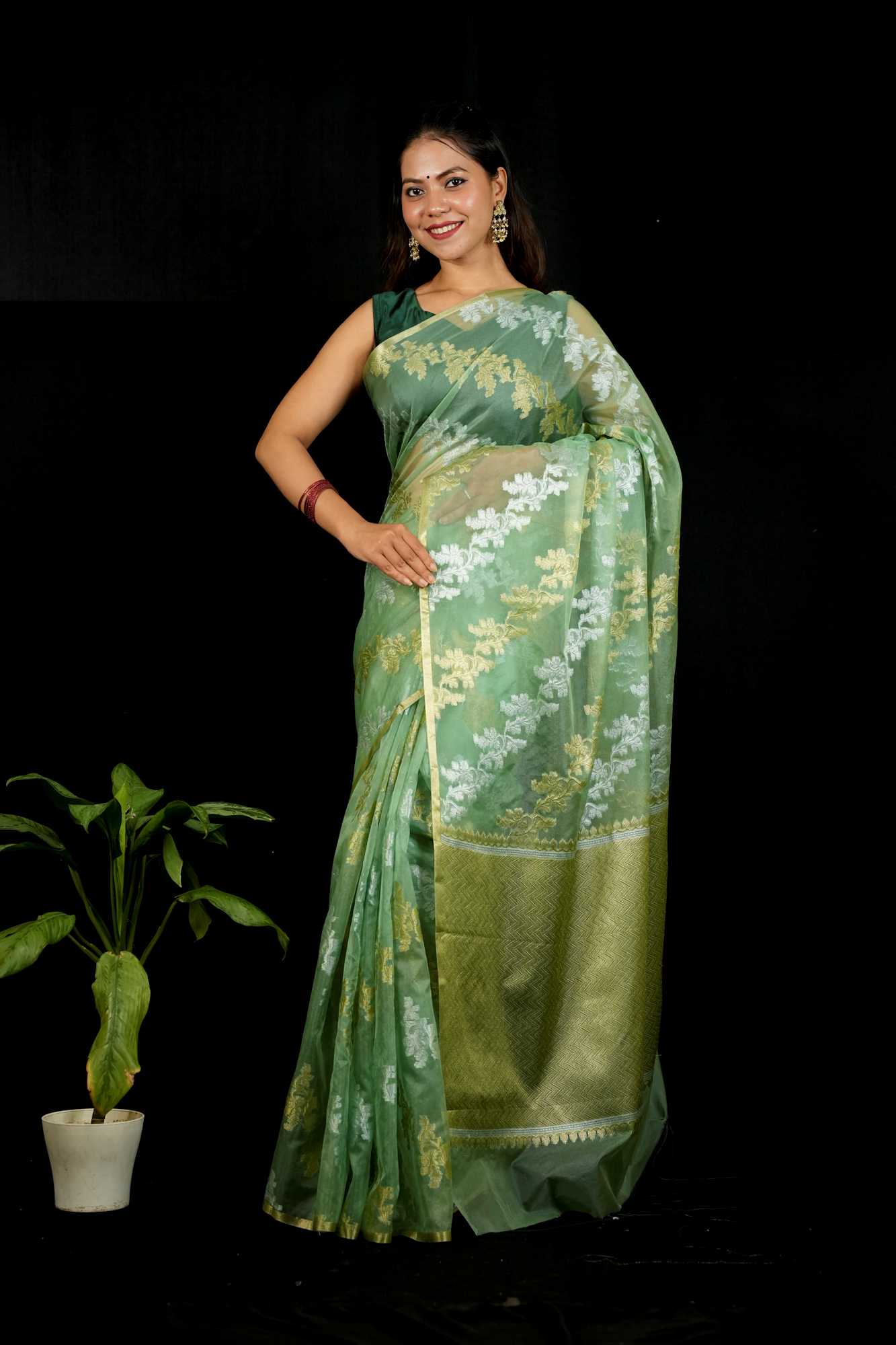 Designer Zari Woven Kora Silk & Ornate Border Ready To Wear Saree