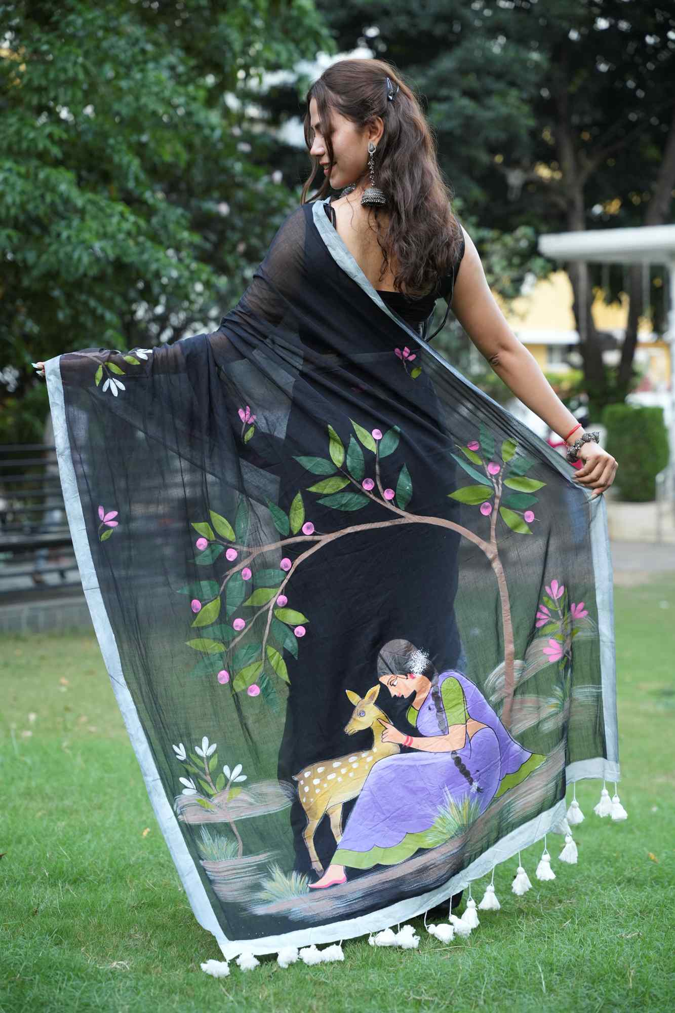 SHAKUNTALA HAND PAINTED PALLU HANDLOOM READY TO WEAR SAREE