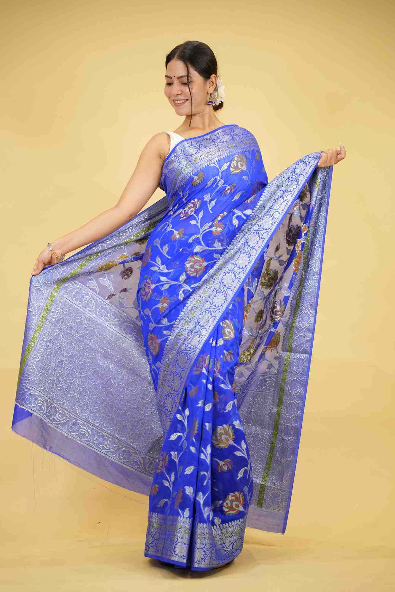 Georgette Silk with Zari Mina Jaal & Opulent Rich Pallu Ready To Wear Saree