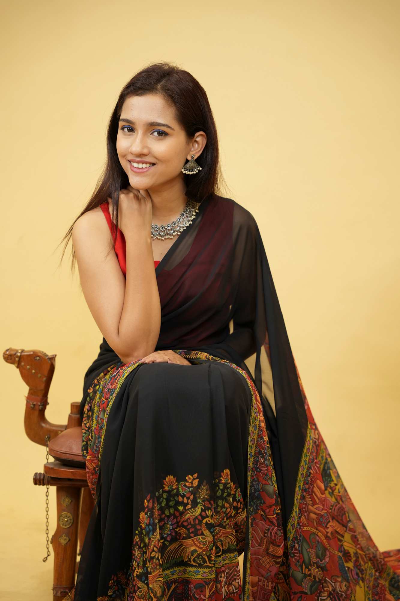 Soft Georgette with intricate floral & animal motif print prestitched ready to wear saree