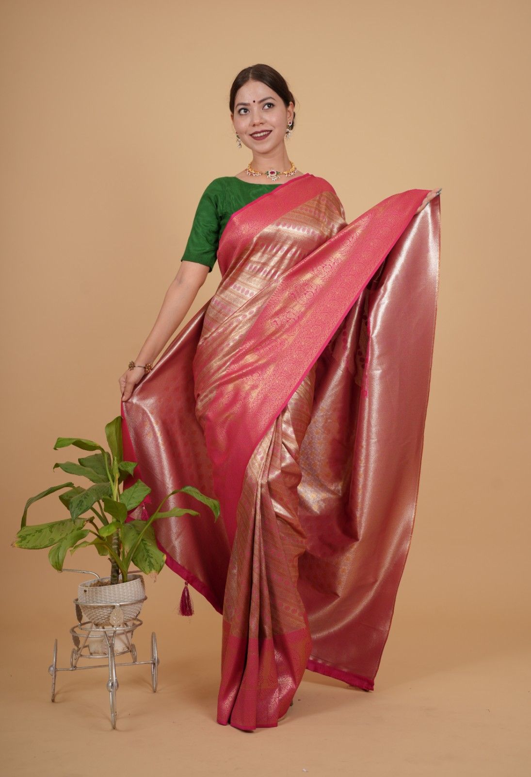 Dhoop Chaav Gold Toned  Kanjivaram With zari woven Border Wrap in 1 minute saree