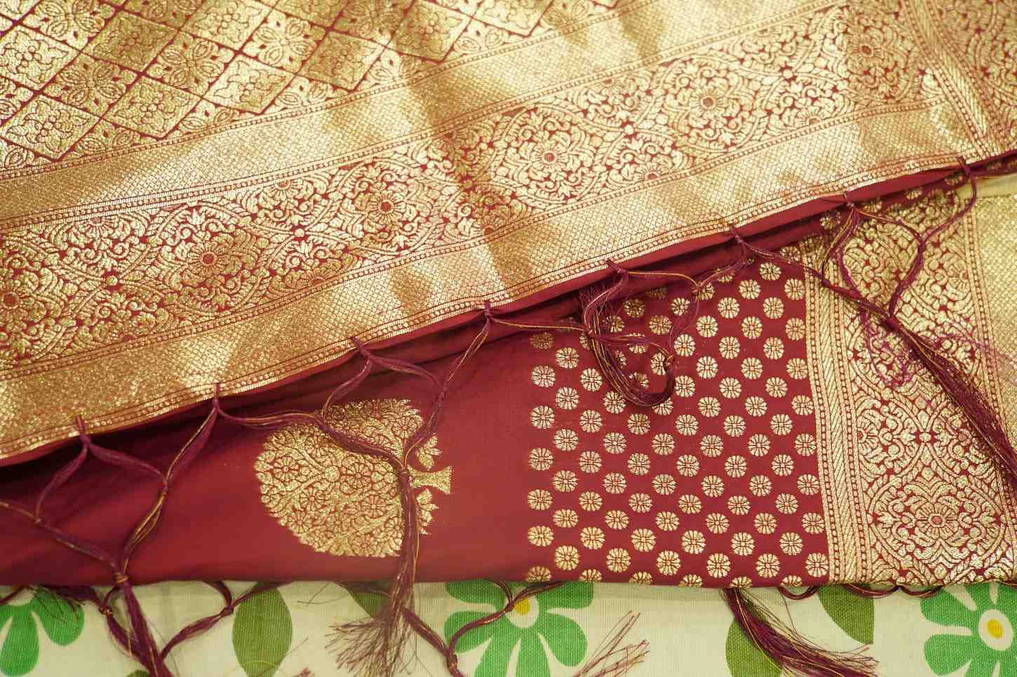 Earth brown With banarasi Zari Border & Overall Designer Motif Wrap in 1 minute saree