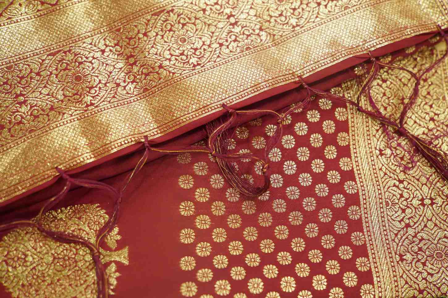 Earth brown With banarasi Zari Border & Overall Designer Motif Wrap in 1 minute saree