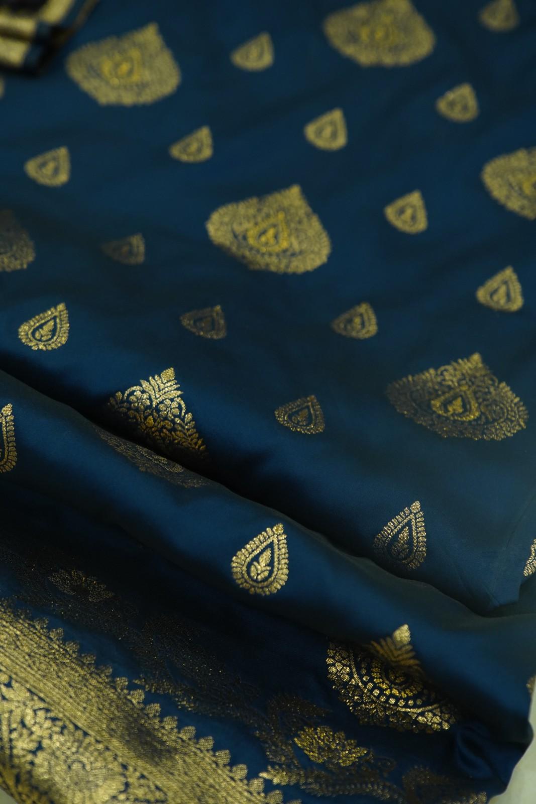 Blue Soft Kanjivaram With  Heavy Border & Overall Zari Motif Ready To Wear Saree