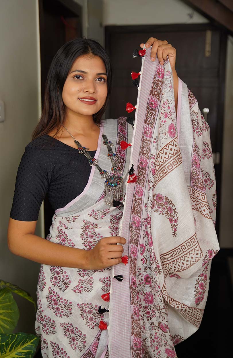 Ready To Wear Jaipuri Sanganeri Overall Handblock Printed With Tassels On Pallu Wrap In One Minute Saree