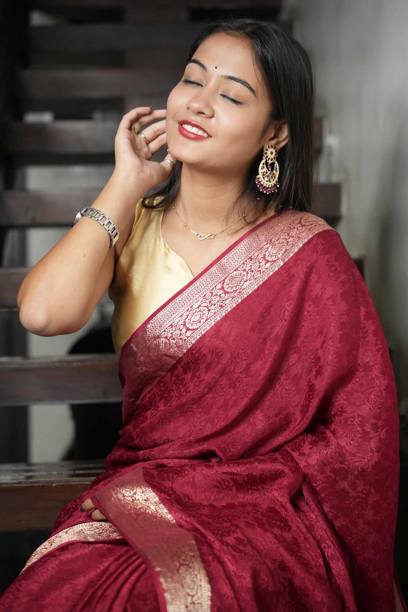 Viscose Soft Chinon Weaving Pattern Ready To Wear Saree