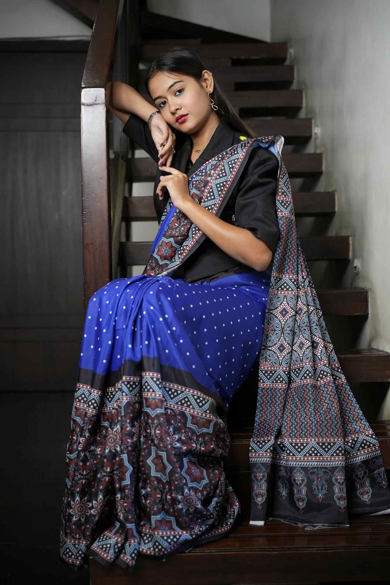 Muslin inspired ajrakh printed prestitched sare