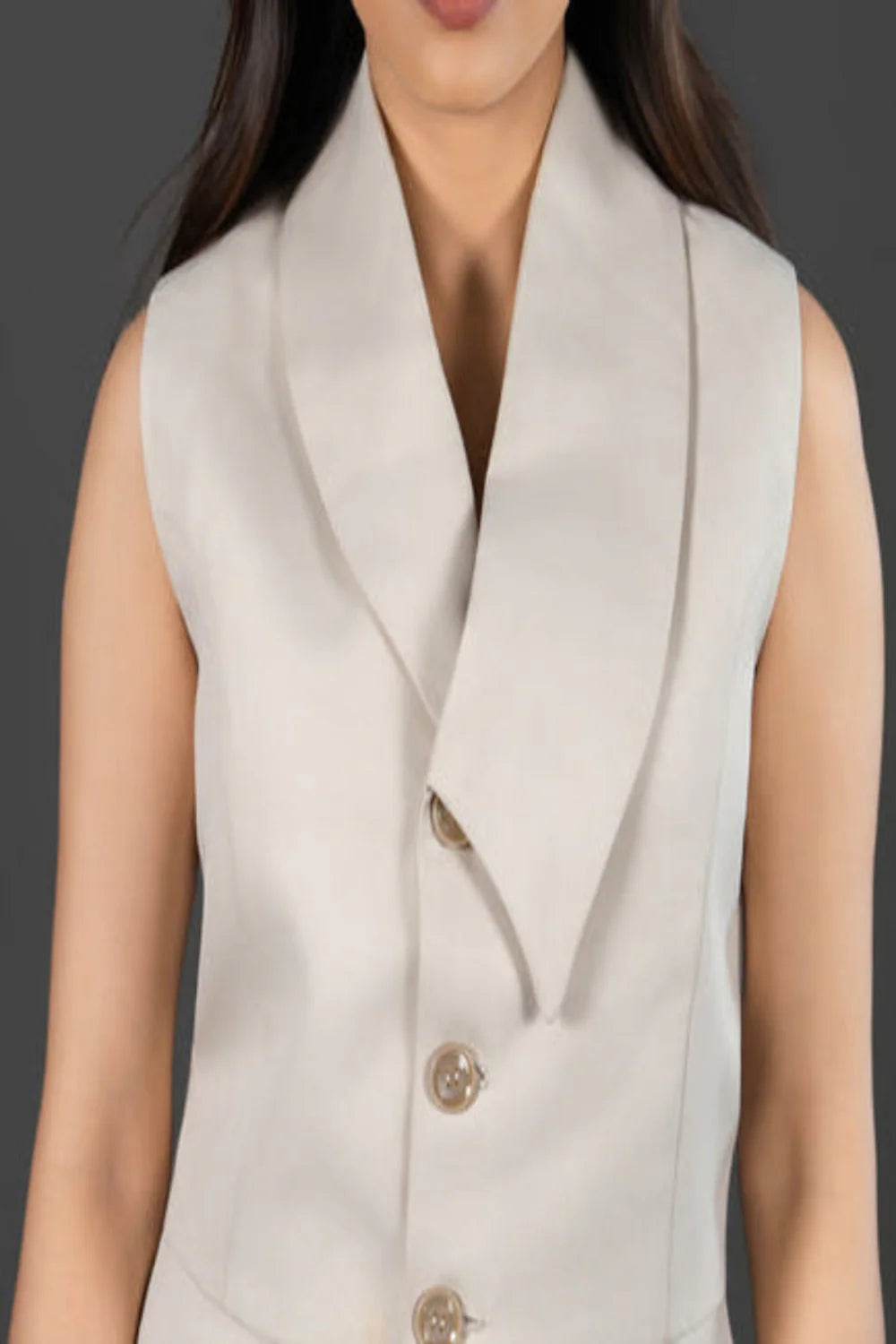 Sleeveless Exaggerated Collar Button-Down Front Waistcoat
