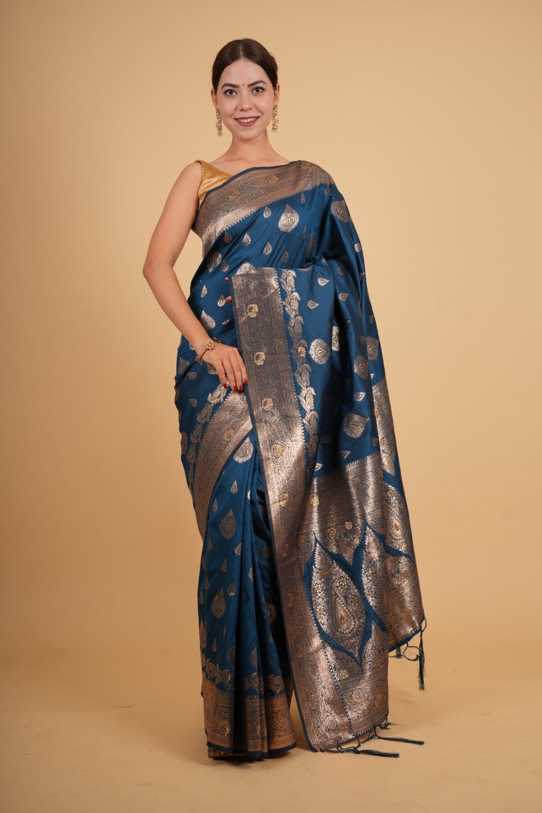 Blue Soft Kanjivaram With  Heavy Border & Overall Zari Motif Ready To Wear Saree