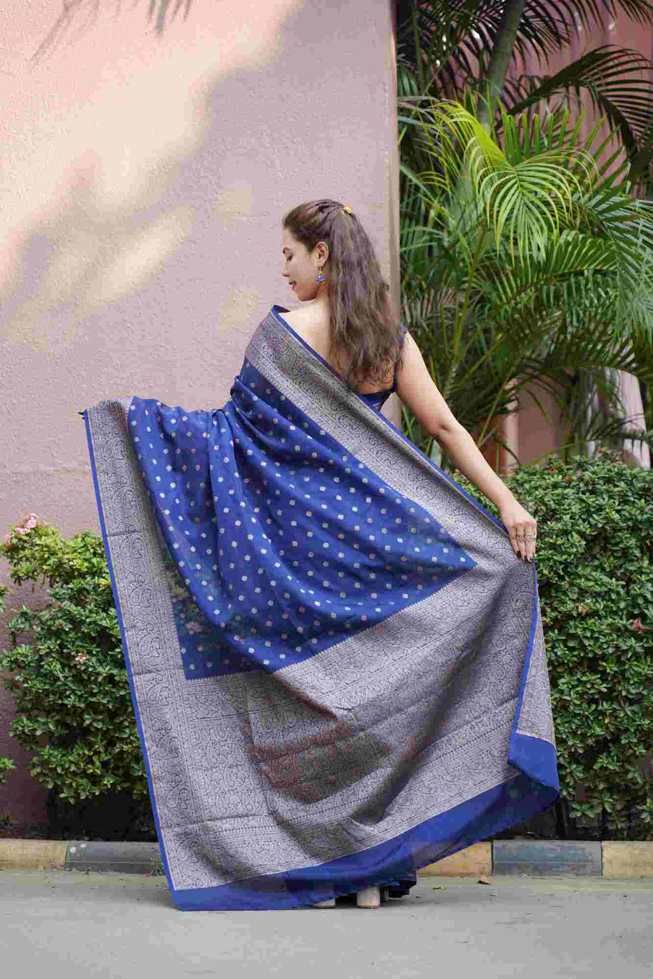 Banarasi with Rich Pallu, Zari Border & Handloom Wrap Ready To Wear Saree
