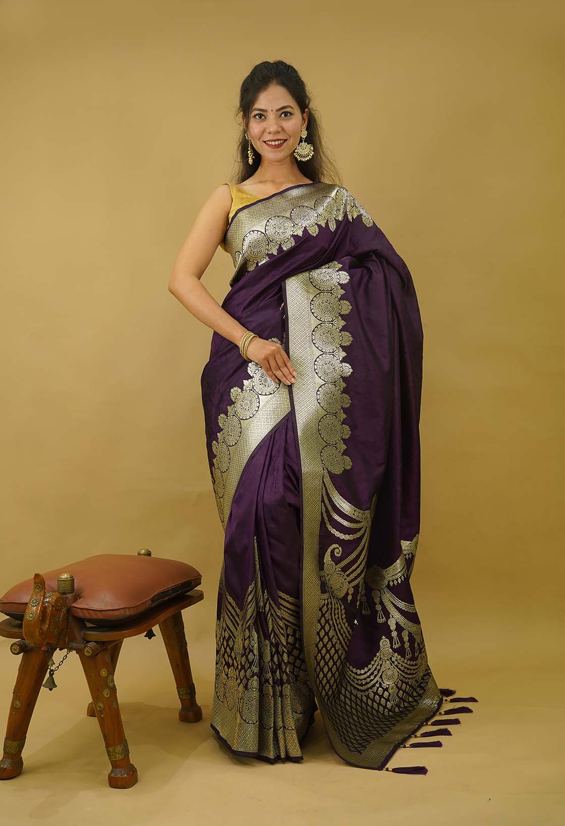 Ready to wear Woven Brocade Border Banarasi with ornate Pallu Wrap in one minute saree