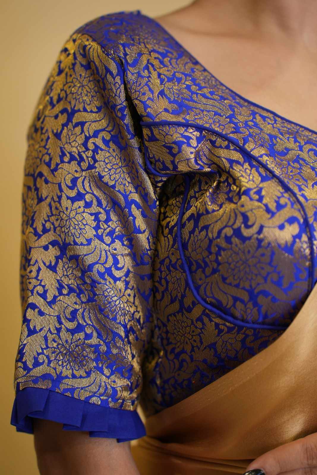 Banarasi Blue Brocade With Choli Cut Piping Finished 3/4 Sleeve & Padded  Blouse