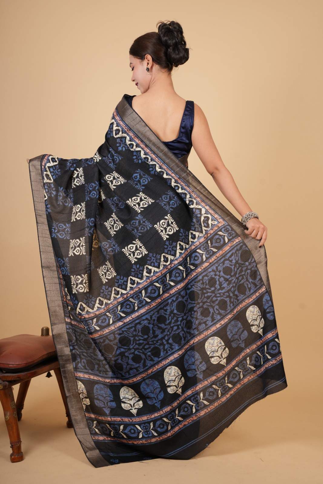 Soft Cotton Silk With Overall Printed & Zari Bordered Ready To Wear Saree