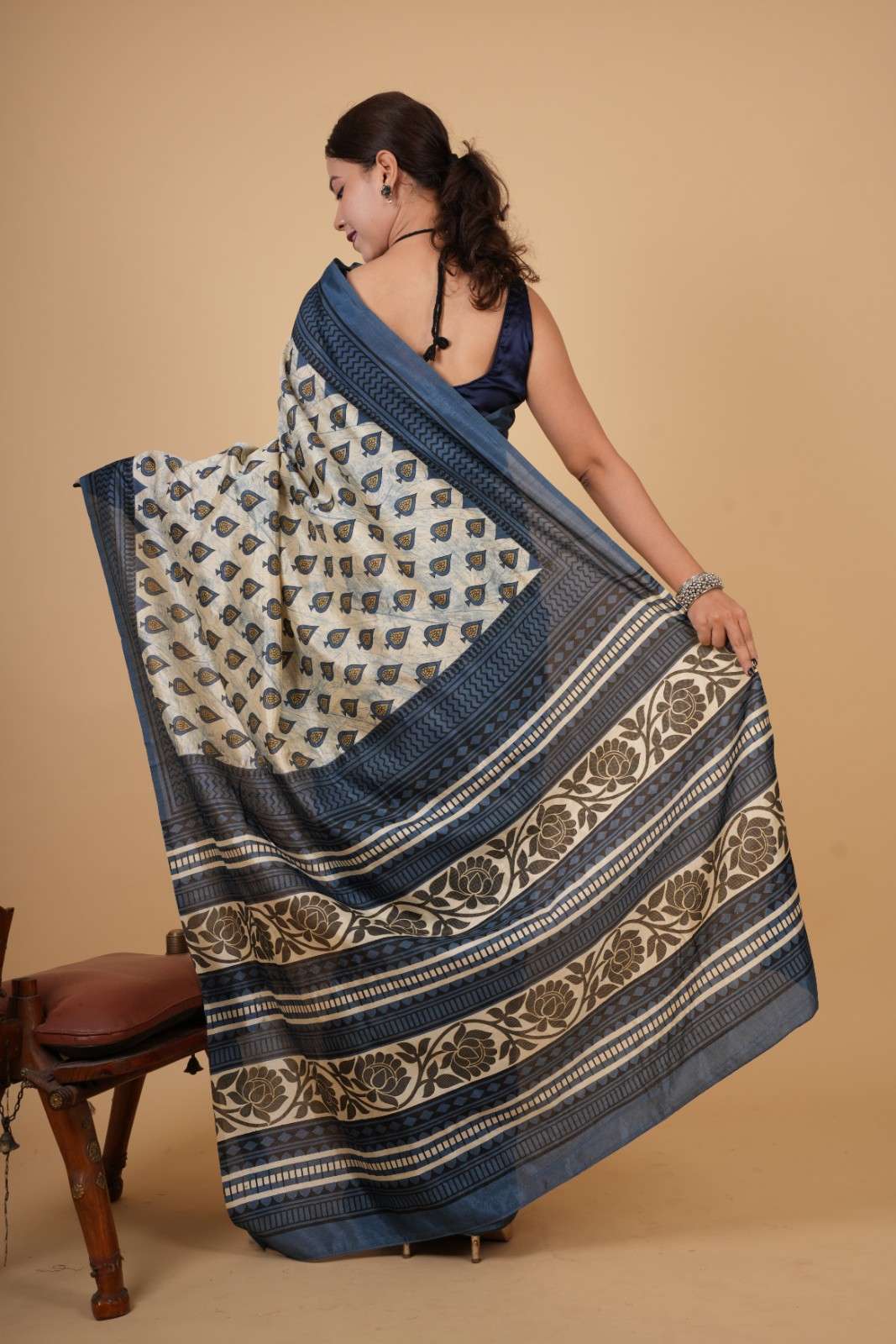 Ready To Wear off white with Dabu printed Wrap in 1 minute saree