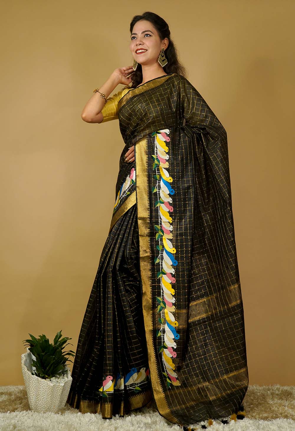 Buy online Black Ready To Wear Saree With Belt With Blouse from ethnic wear  for Women by Vs Mall for ₹2249 at 44% off