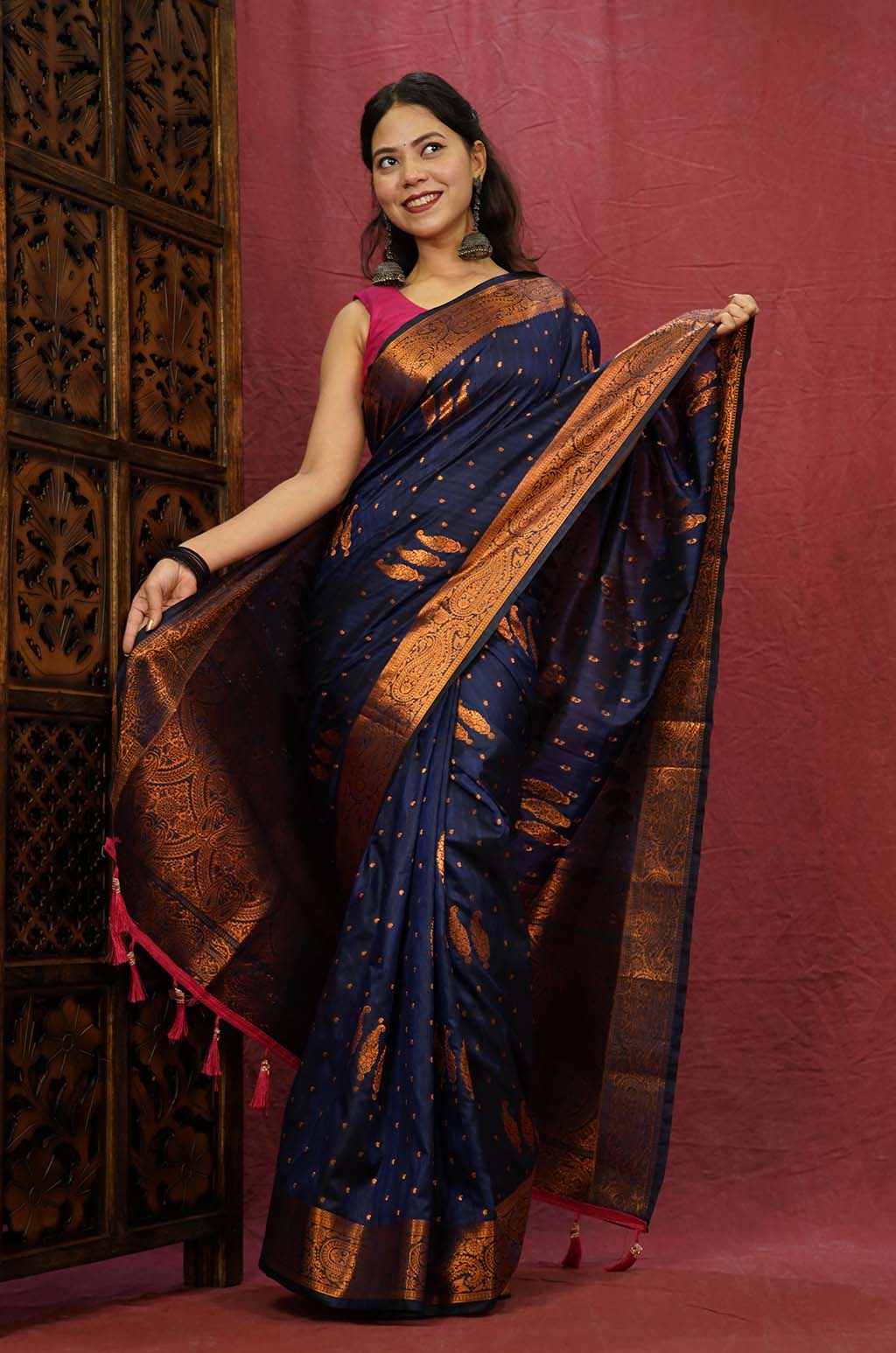 Ready to wear Kanjeevaram Styled With Jacquard Weave Paisley Design  Wrap in one minute saree