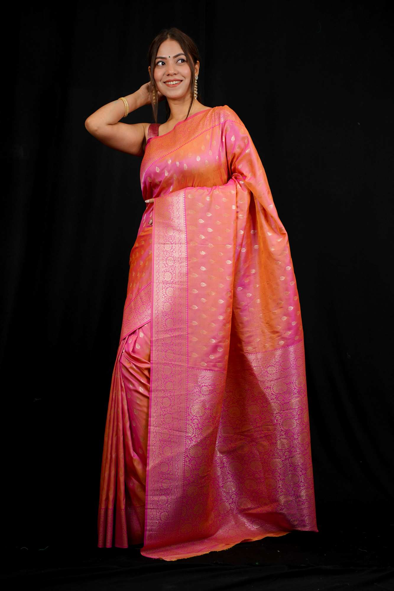 Kanjivaram with dhoop chaanv silk weave prestitched saree