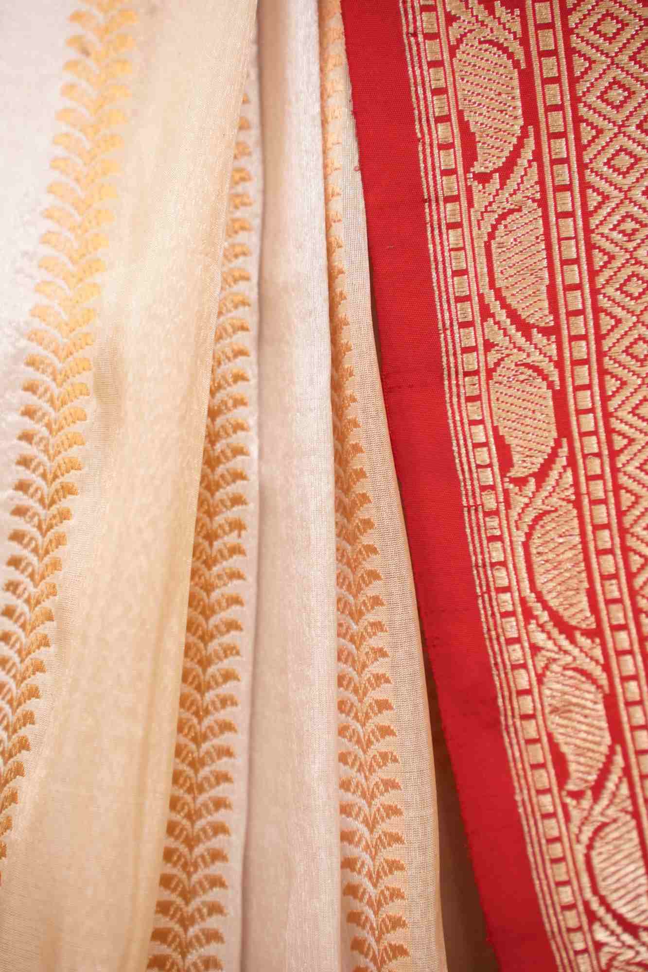 Ready To Wear Saree Unique Design White Dual tone Jharoka Pattern Pure Katan Silk saree with Contrast Zari borders | SILK MARK CERTIFIED