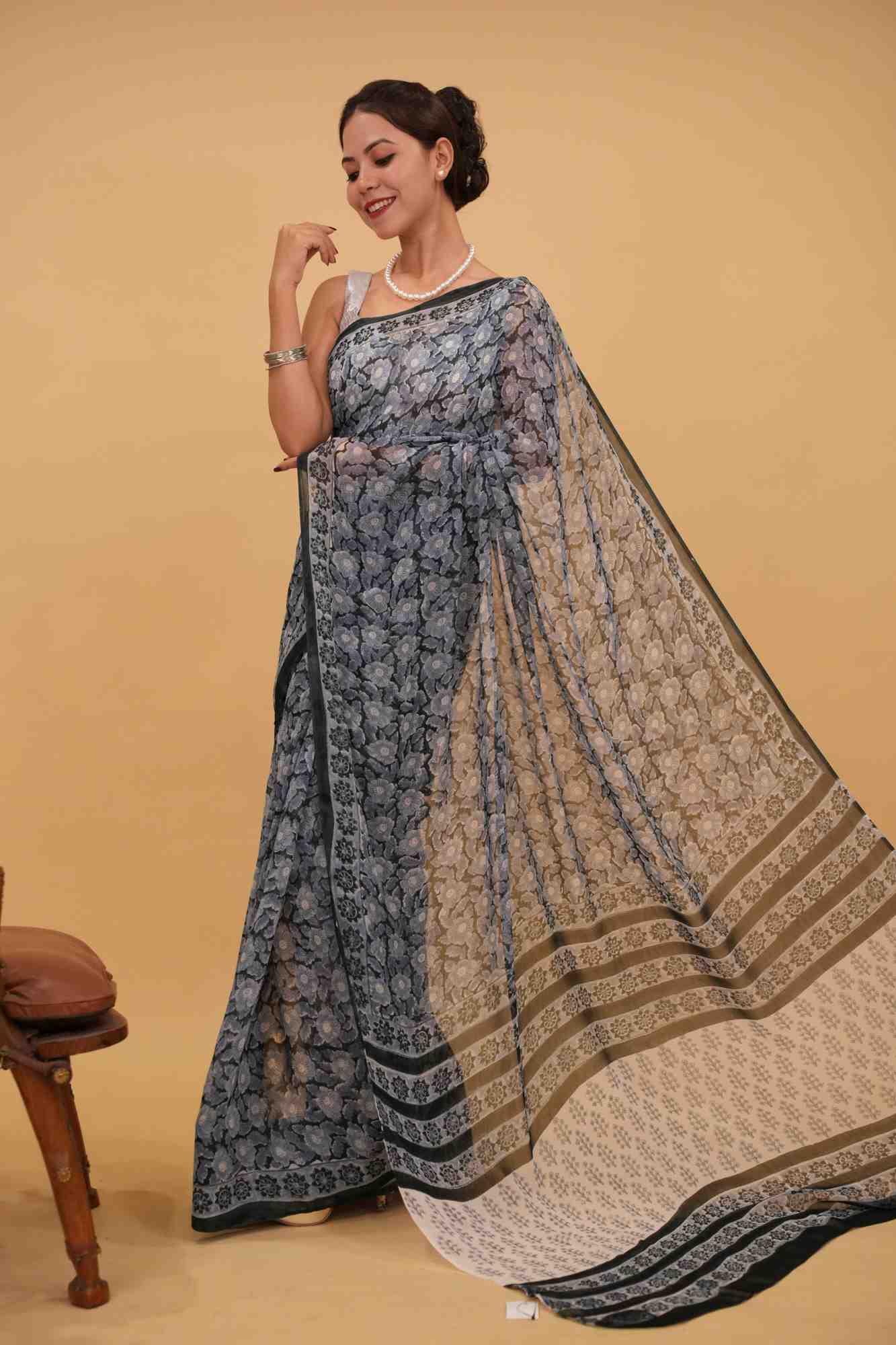 Ready To Wear Gray  Sanganeri hand Blockprint Floral Saree in Georgette