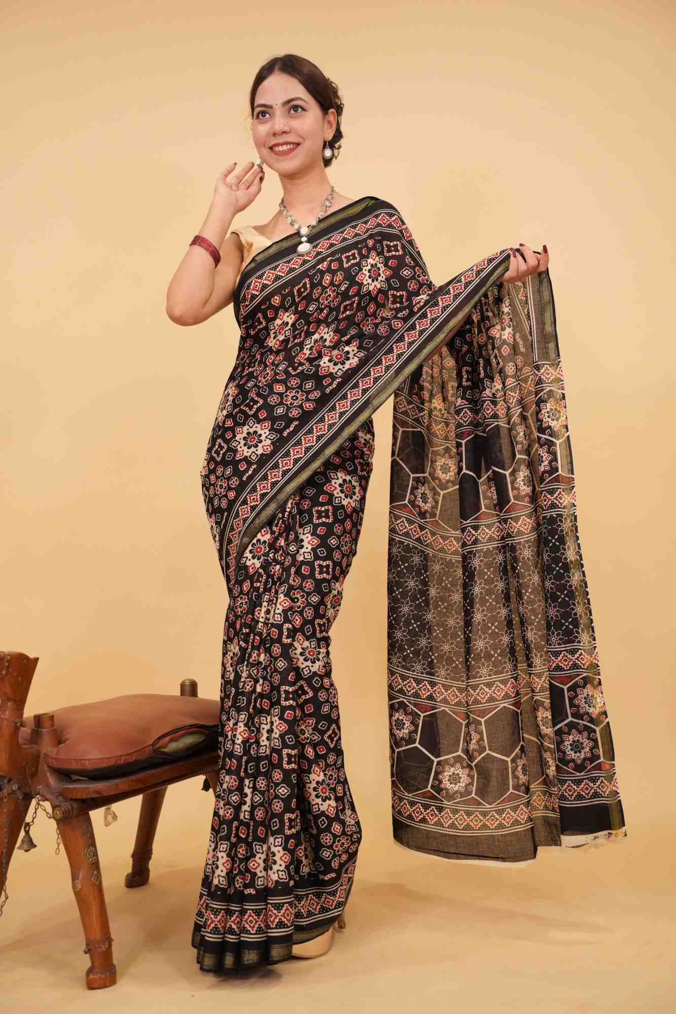 Predrape ready to wear Block Printed Mul Mul Cotton With Zari Border Wrap In One Minute Saree