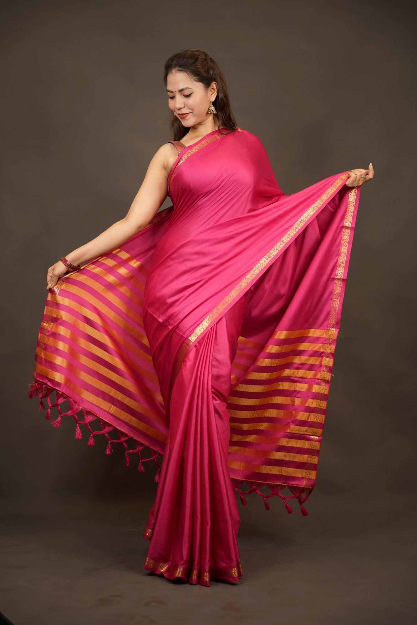 Classic Mysore Silk with intricate thin woven border prestitched saree