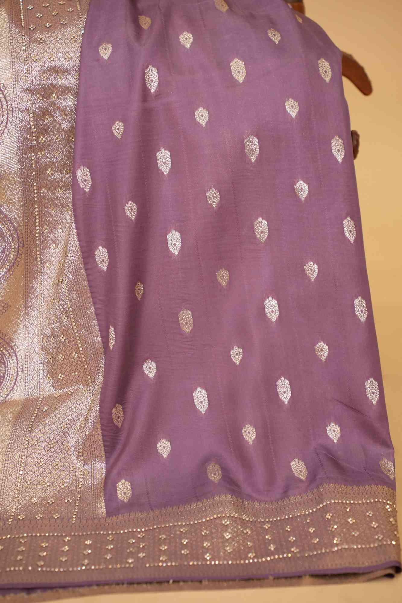 Beautiful Muave Soft Silk Zari Buttas Overall With Ornate Palla & Bordered Pre Drape Saree