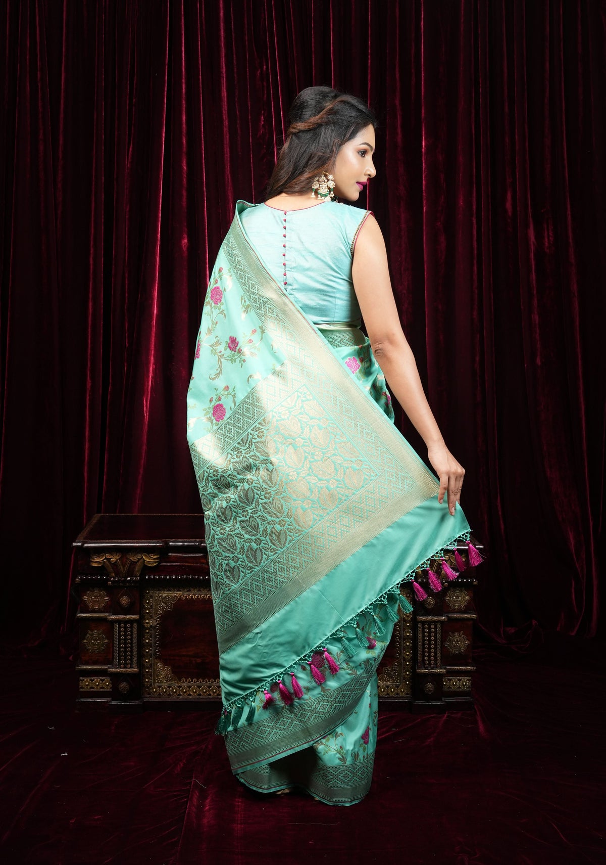 Aqua Exquisite Meenakari Rose Jaal Semi Silk Saree and zari border