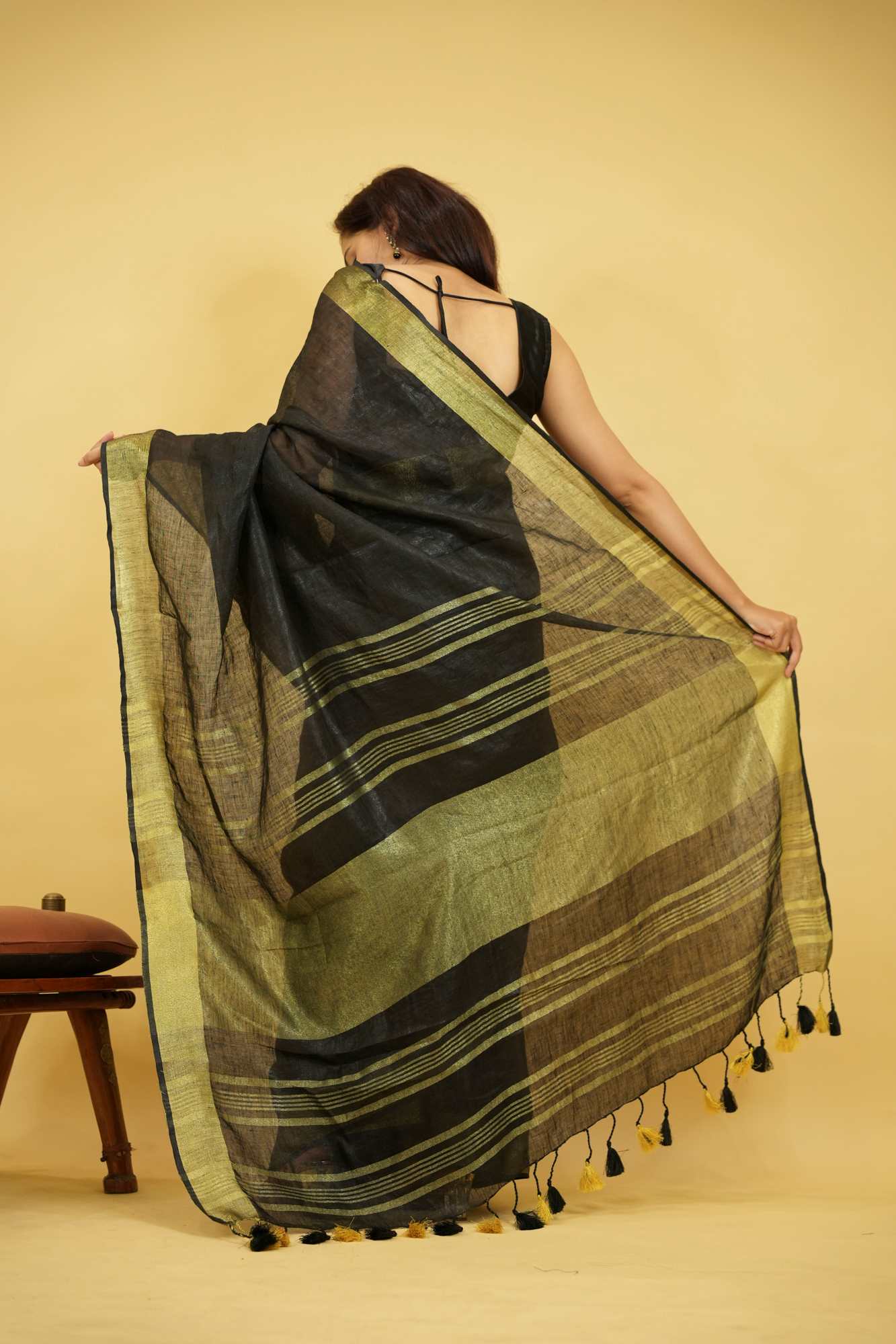 Pure Linen With  Golden Zari  Border Ready To Wear Saree