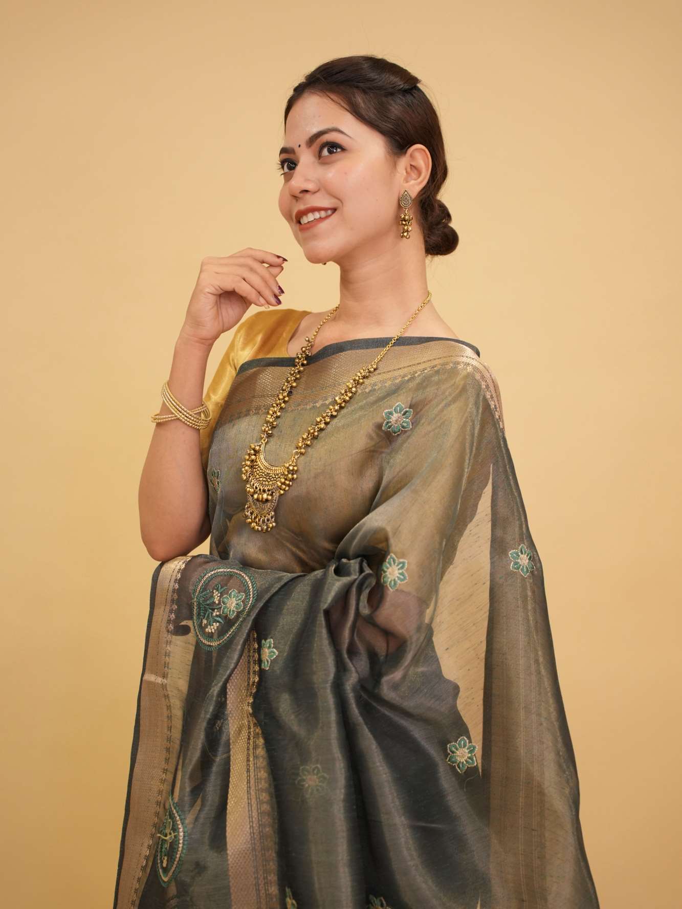 Beautiful Tissue Organza Zari Woven Border & Thread Woven Motifs Overall Ready To Wear Saree