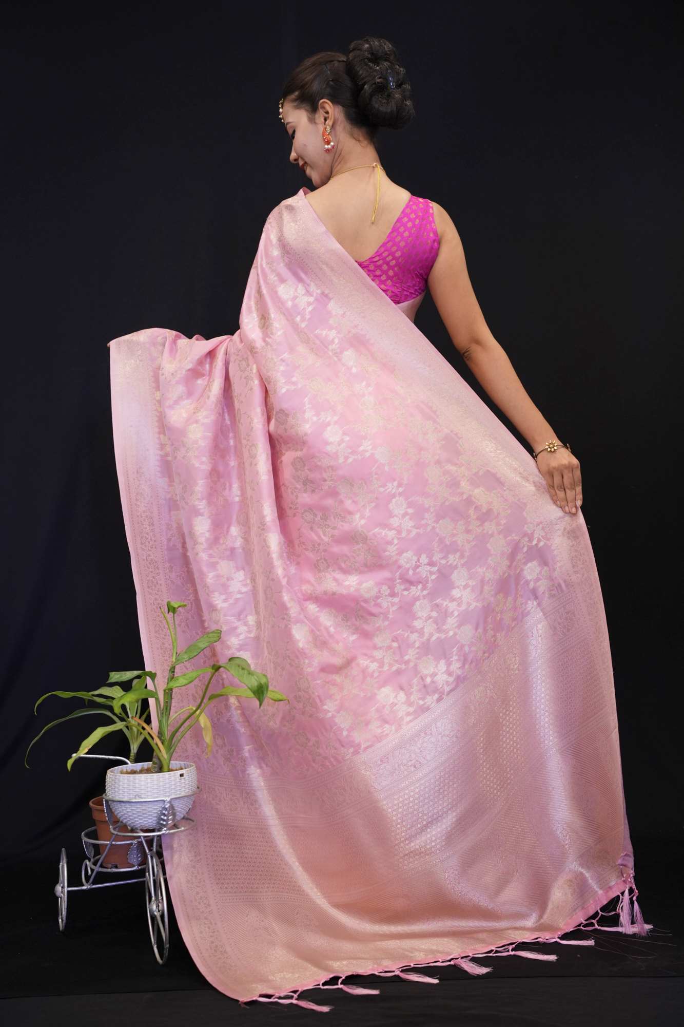 Banarasi Jaal Weaving Light Pink Ready to Wear Wrap In One Minute Saree