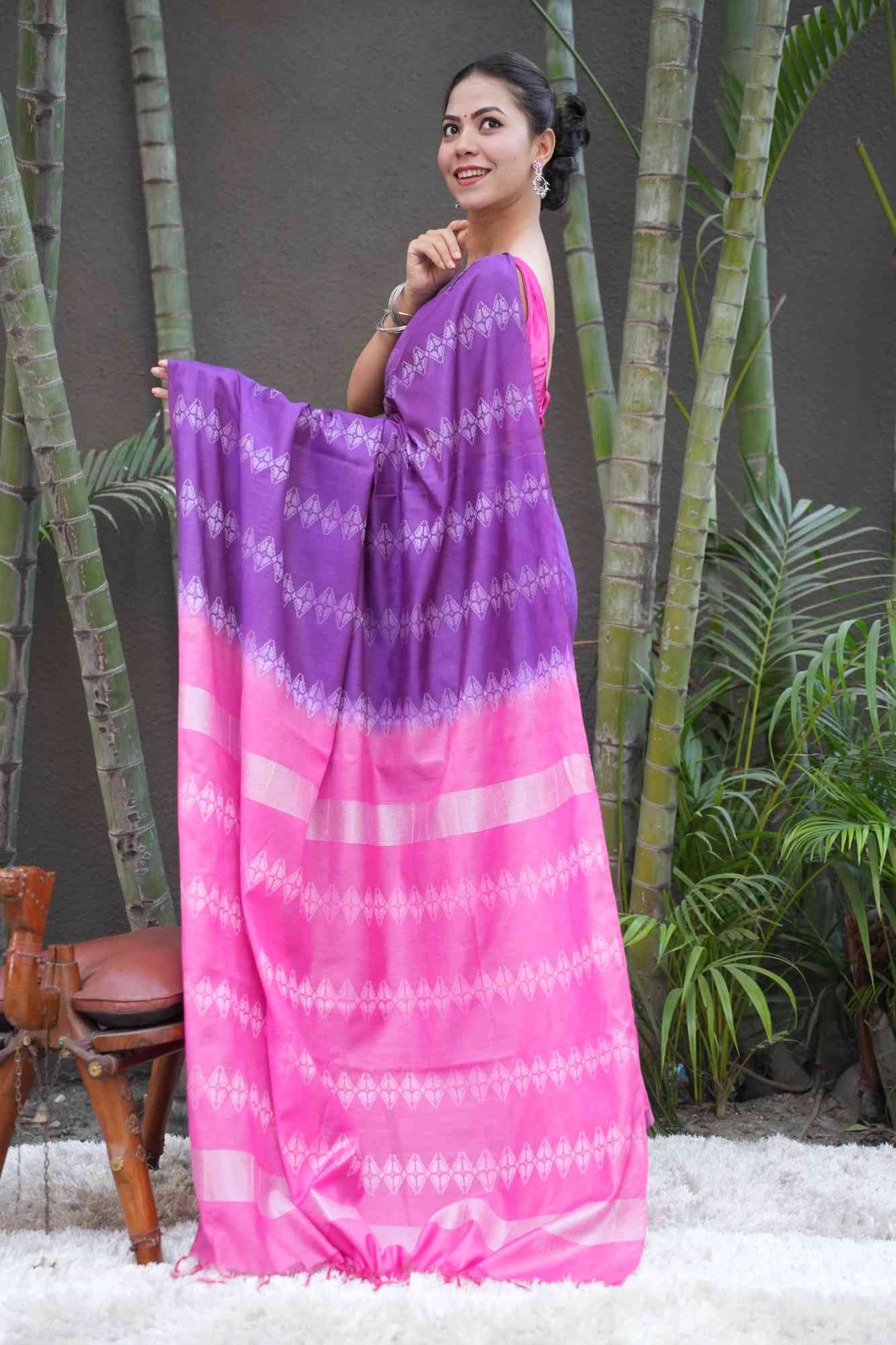 Beautiful Dual Tone With Resham weaving all over Wrap in 1 minute saree