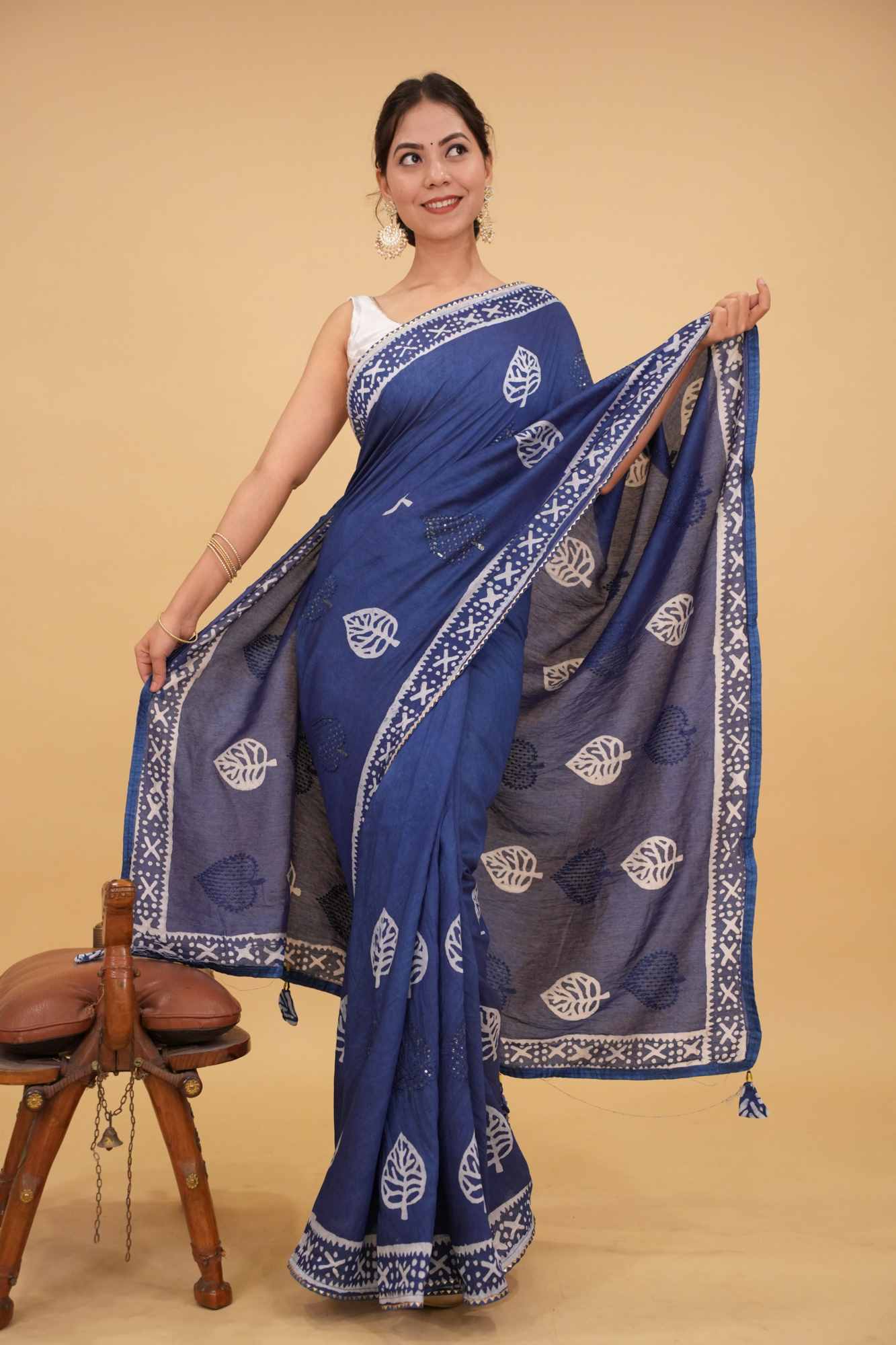 Soft cotton Batik Printed All Over With Sequins Work Butta & Rich Look Latkan Wrap in 1 minute saree