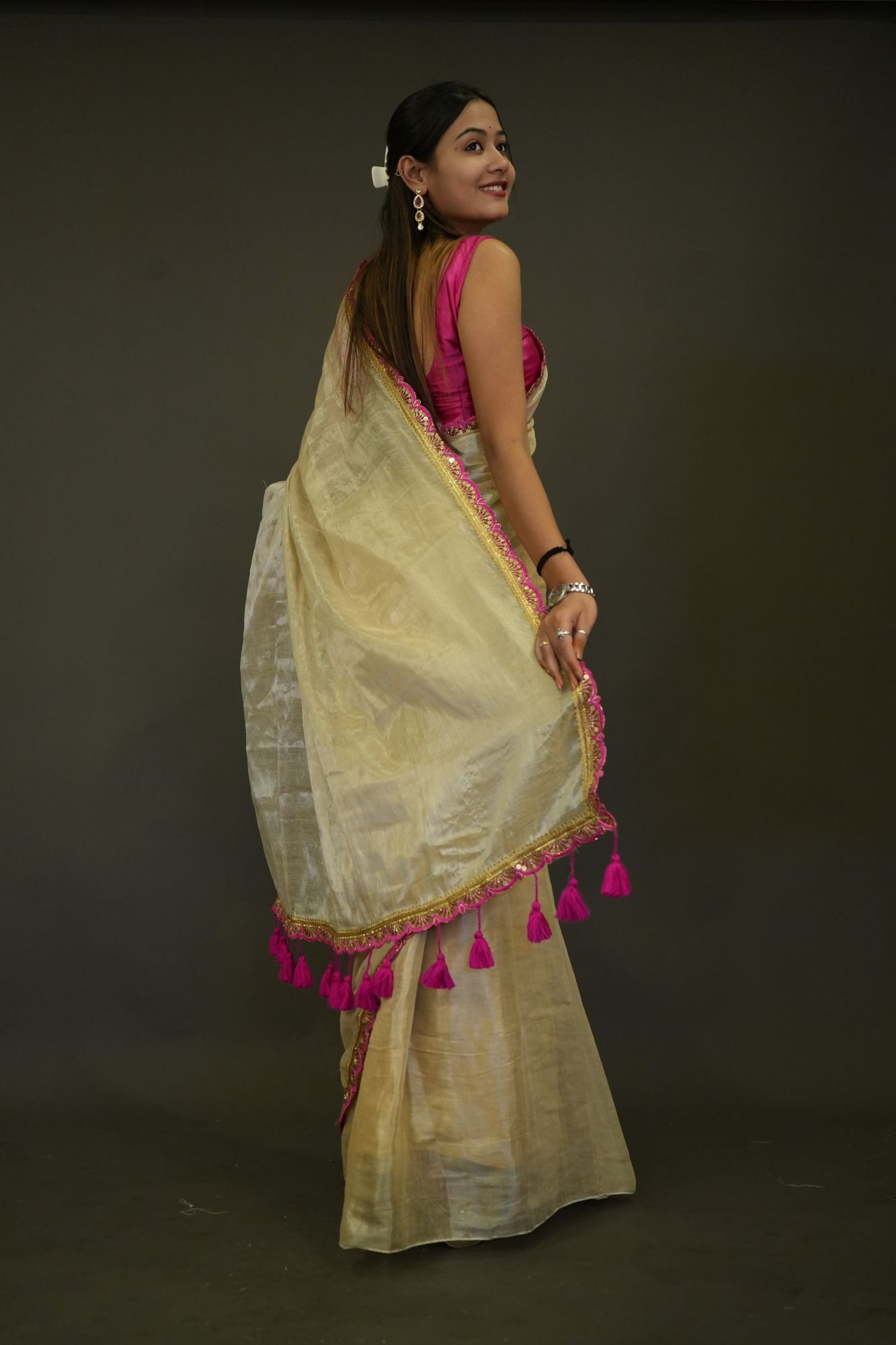 Ready To Wear Dhoop Chaanv Tissue with Contrast Designer Tassel On Pallu Saree