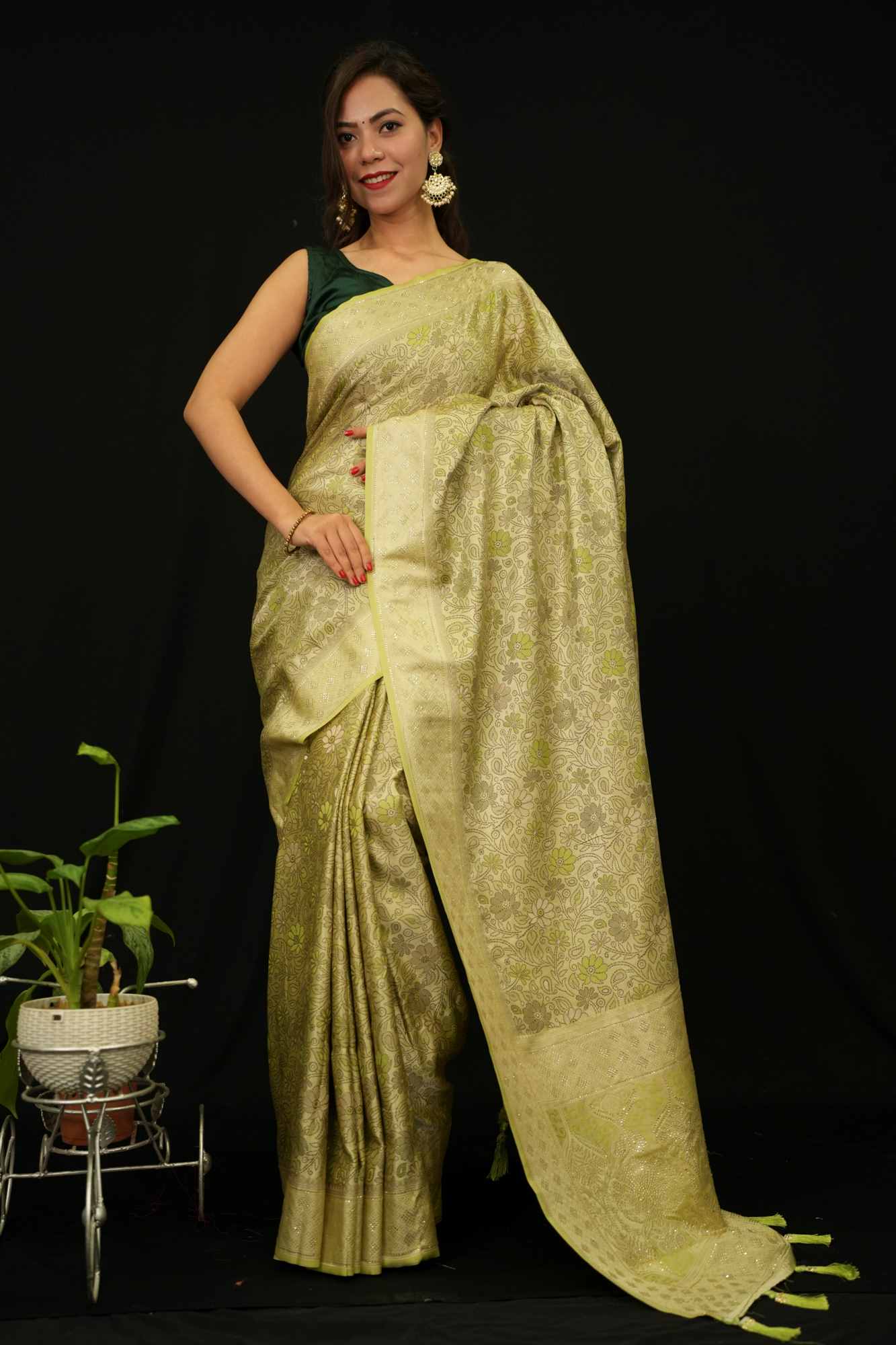 Banarasi Satin Silk Overall Kalamkari weaving & Pallu Stone Embellished Wrap in 1 minute saree