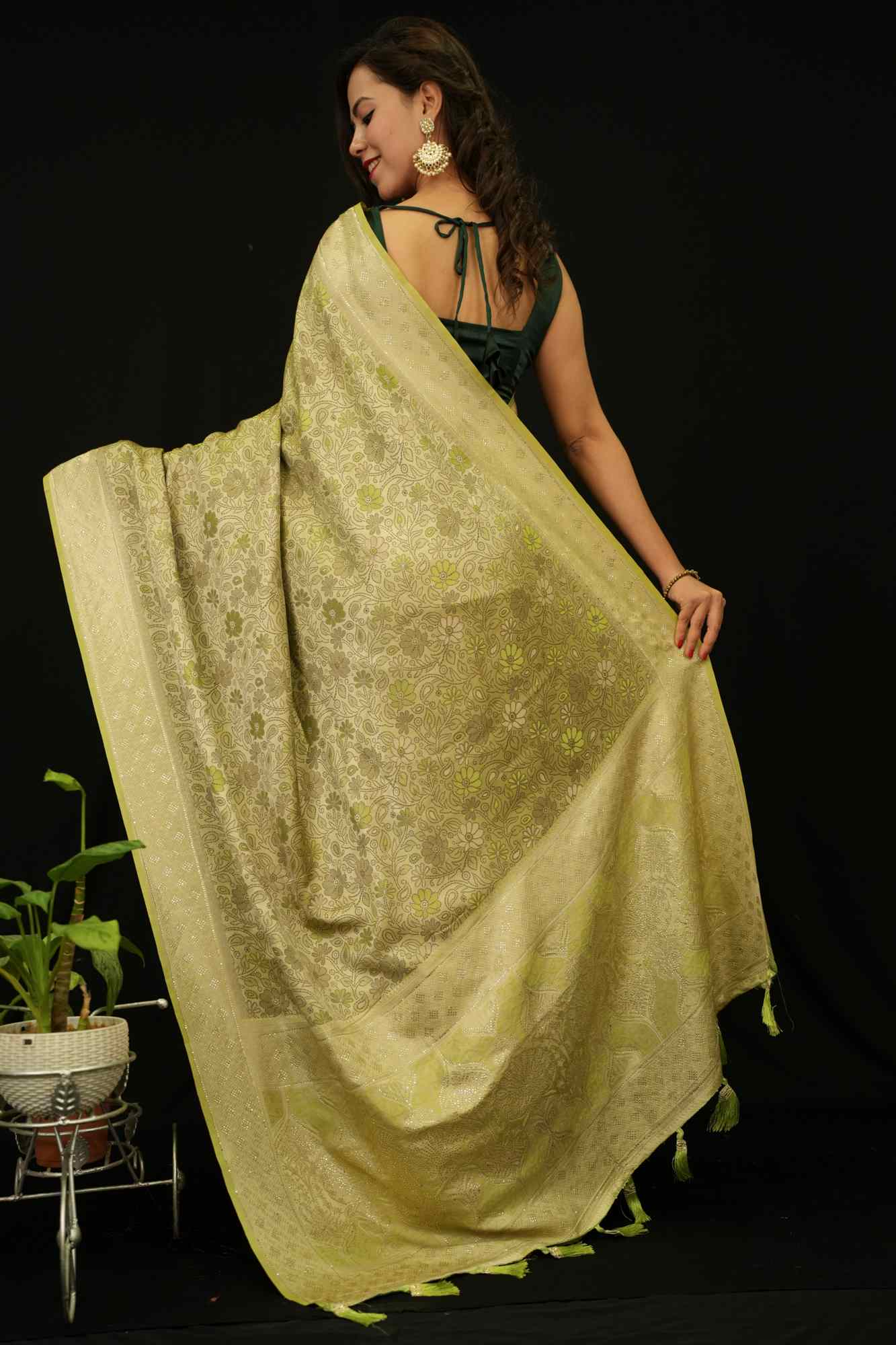 Banarasi Satin Silk Overall Kalamkari weaving & Pallu Stone Embellished Wrap in 1 minute saree