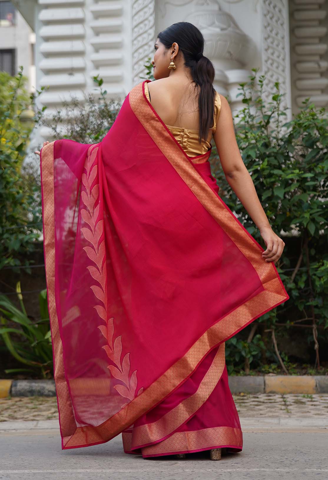 Pink Floral Woven Design Zari Detailed Pure Chiffon With Border Wrap in 1 minute saree