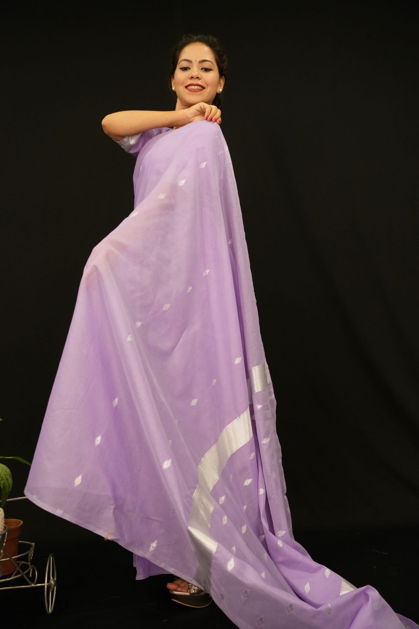 Zip & Go Beautiful Lavender Ready To Wear Gown Style Ready To Wear Saree