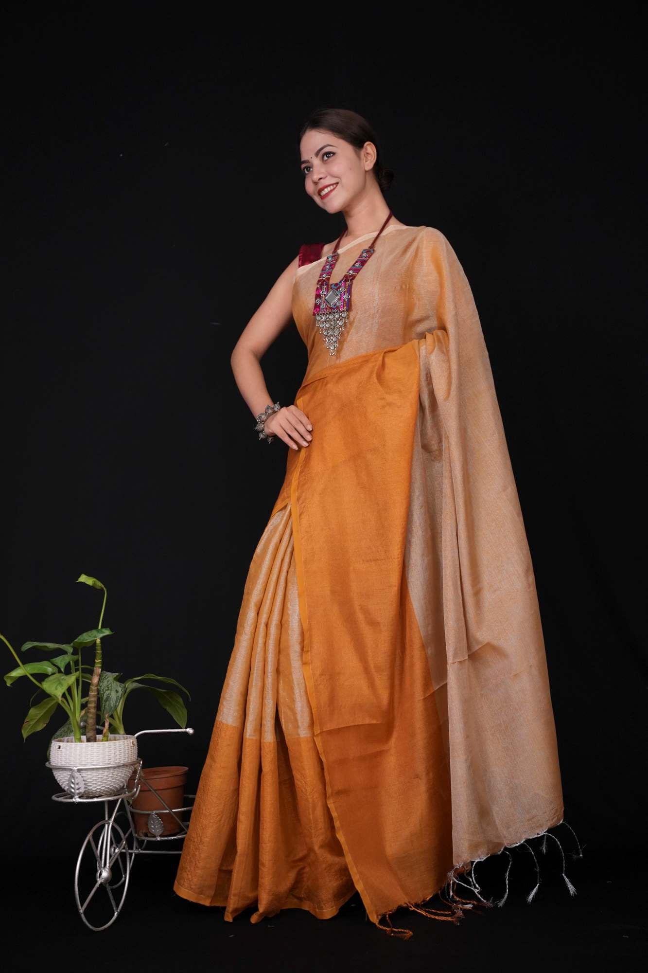 Tissue Zari Handloom Solid With Big Border & Tassels Ready To Wear Saree