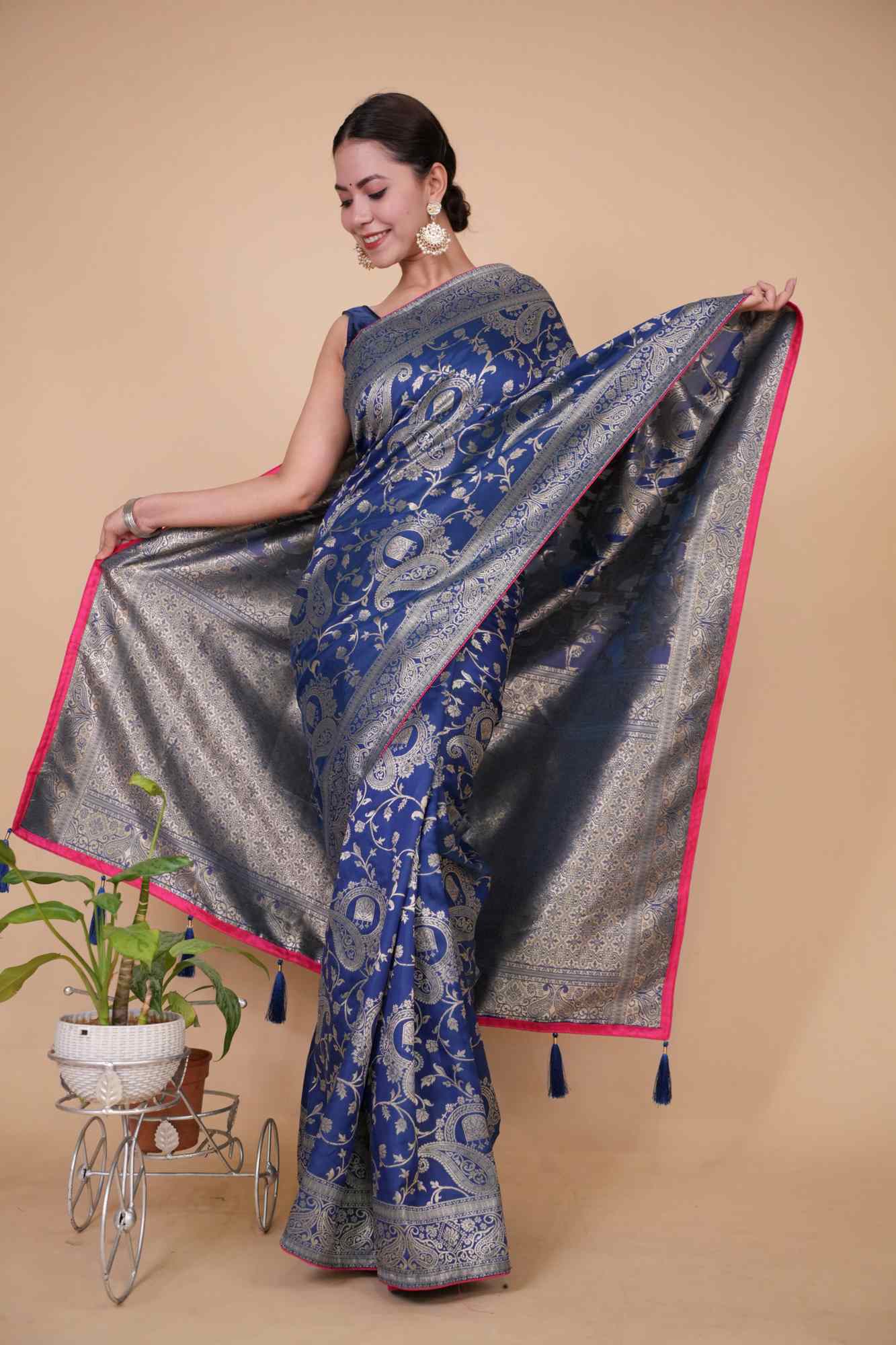 Teal Woven Silk Banarasi Jacquard With Ornate Palla & Tassels Ready To Wear Saree