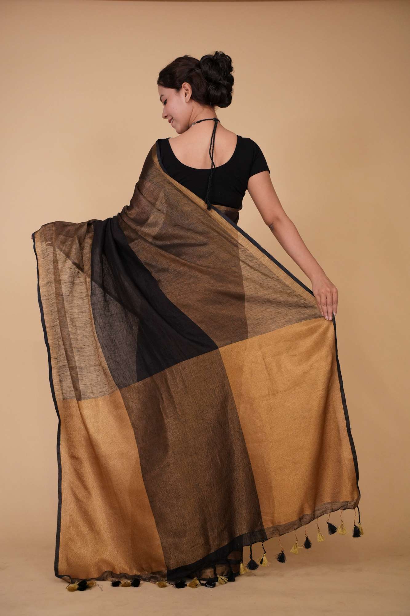 Premium Handloom Bhagalpuri Linen Silk With Tassels on Pallu Wrap In One Minute saree